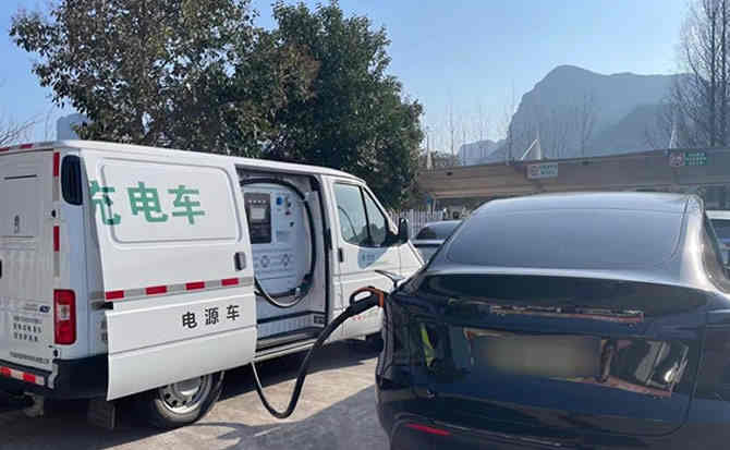 清苑区汽车搭电